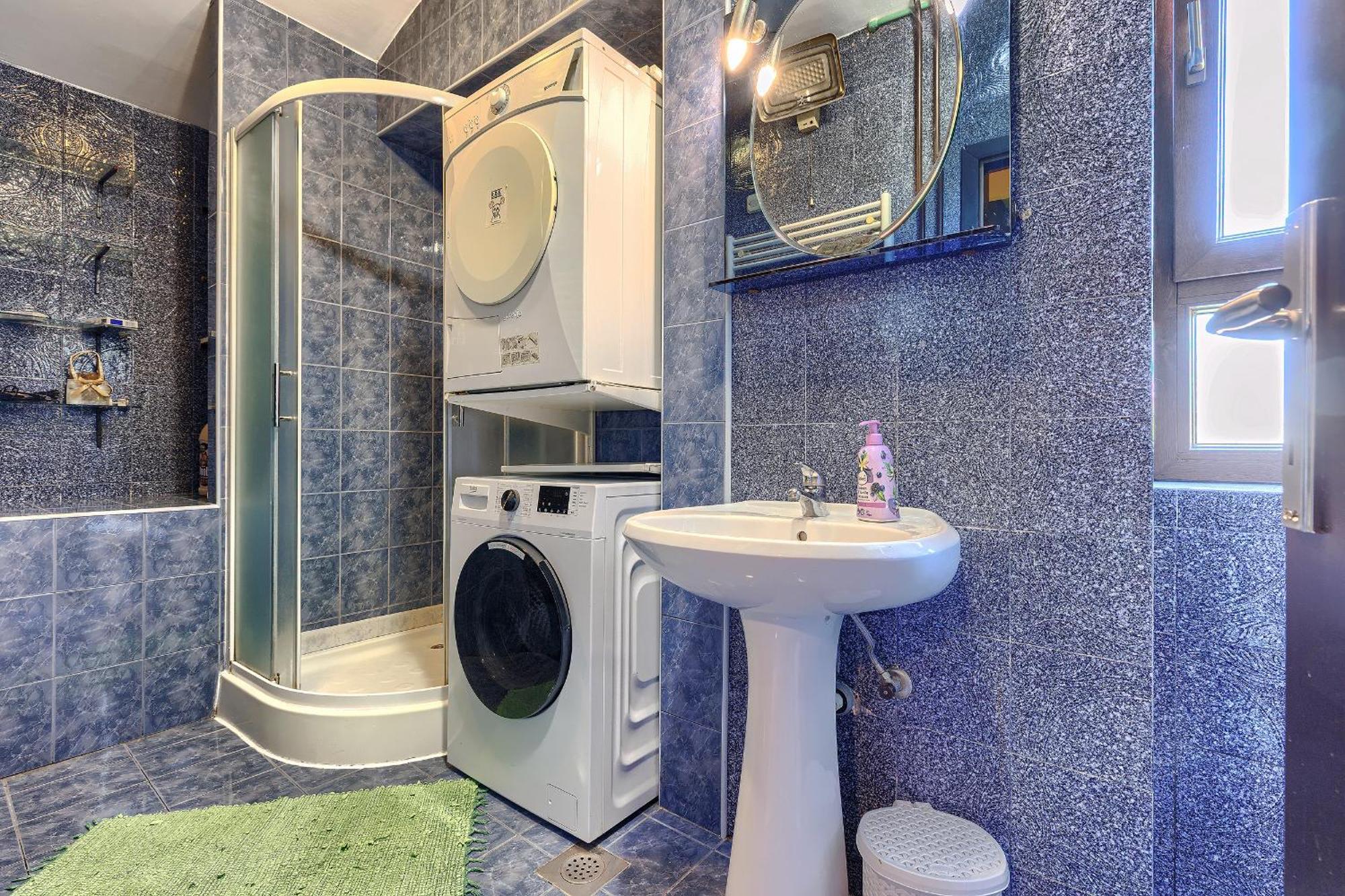 Question 42 - Comfort Apartment *